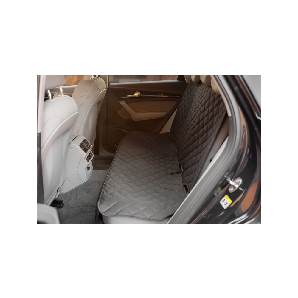 Dygsniuotas automobilio sėdynės kilimėlis Caretero 0956, juodas