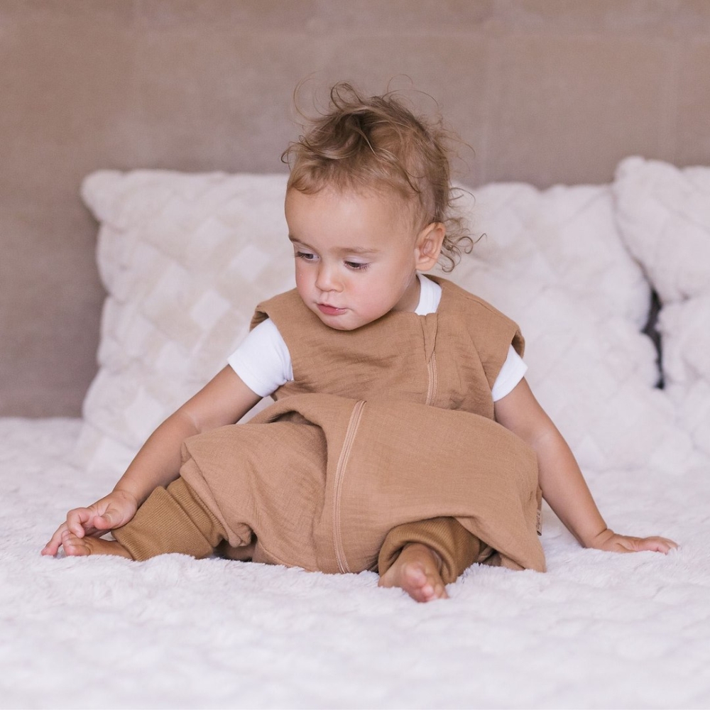 Sleeping bag with legs muslin 2,5 TOG Malaga 1-2y toffee