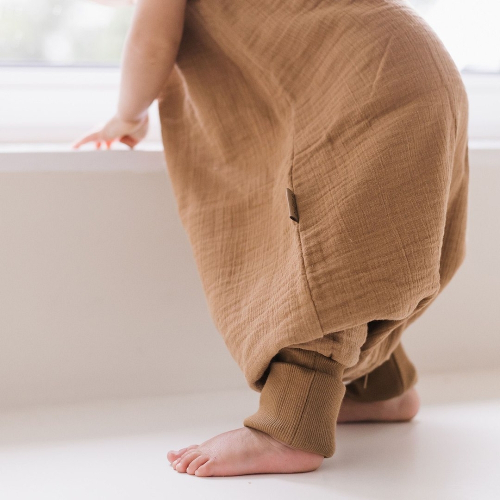Sleeping bag with legs muslin 2,5 TOG Malaga 2-4y toffee