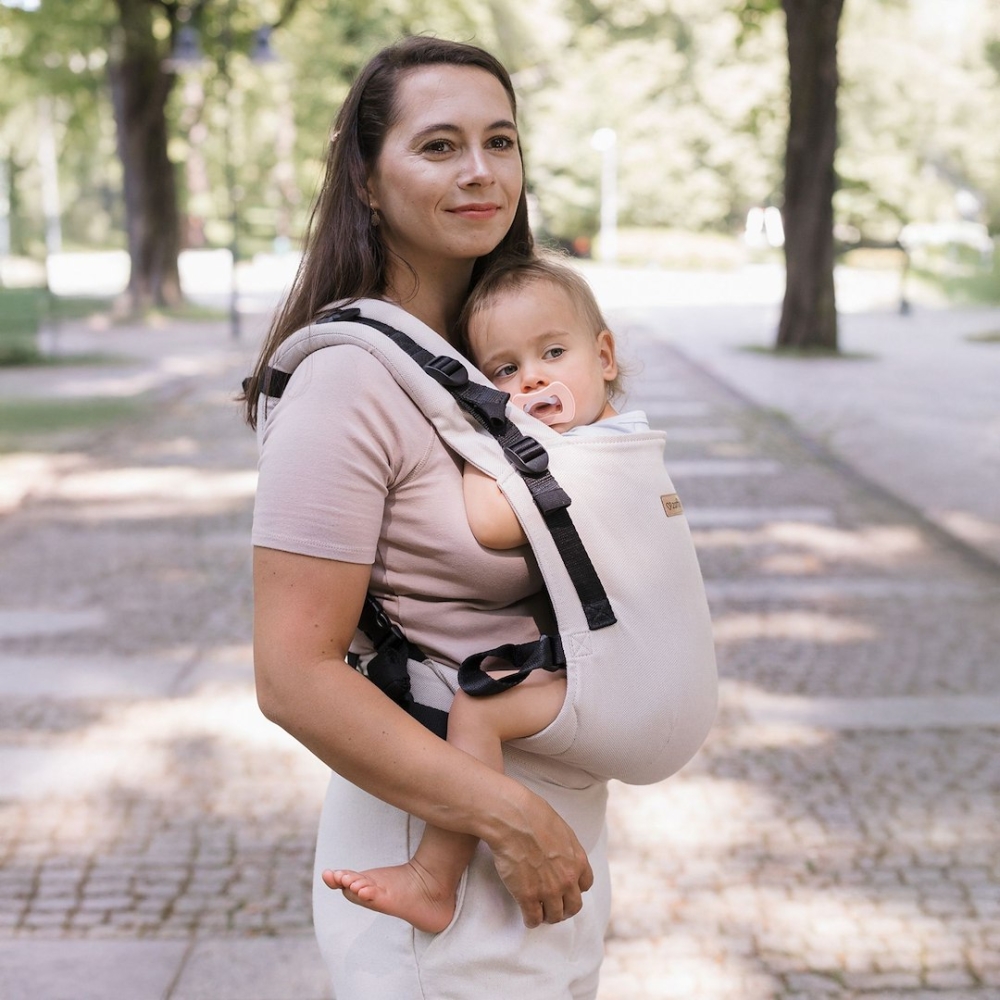 Baby carrier BabyGrow Roma beige