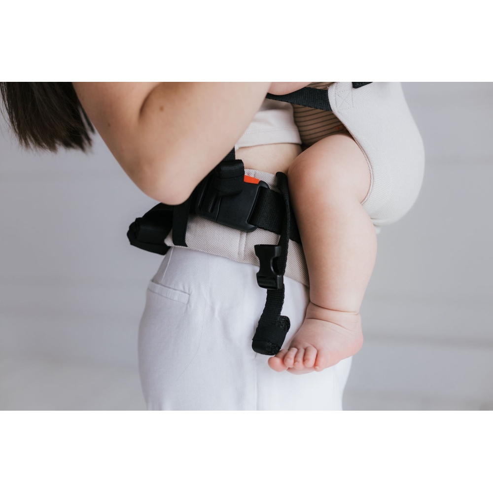 Kūdikių nešioklė „BabyGrow Roma“, smėlio spalvos-Judėjimui, Kūdikių nešioklės-e-vaikas