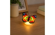 Šviečiantis LED drugelis – lipni dekoracija, 6x5 cm-Namai, laisvalaikis, turizmas, Namų apyvokos prekės-e-vaikas