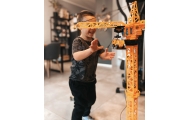 WOOPIE Remote Controlled Crane 103cm R/C Truck Excavator + 4 Accs.					