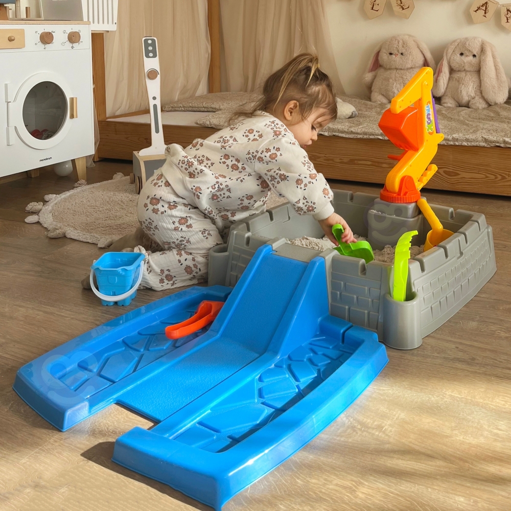 WOOPIE Portable Sandbox Castle Lockable + 9 acc.					