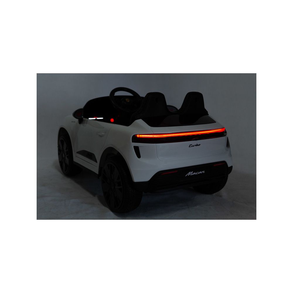 POJAZD AKUMULATOROWY PORSCHE MACAN WHITE