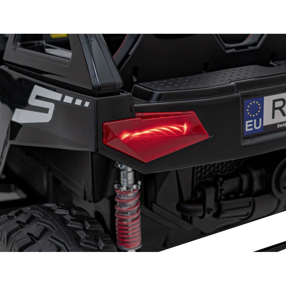 Pojazd Buggy Clash STRONG 4x4 Czarny