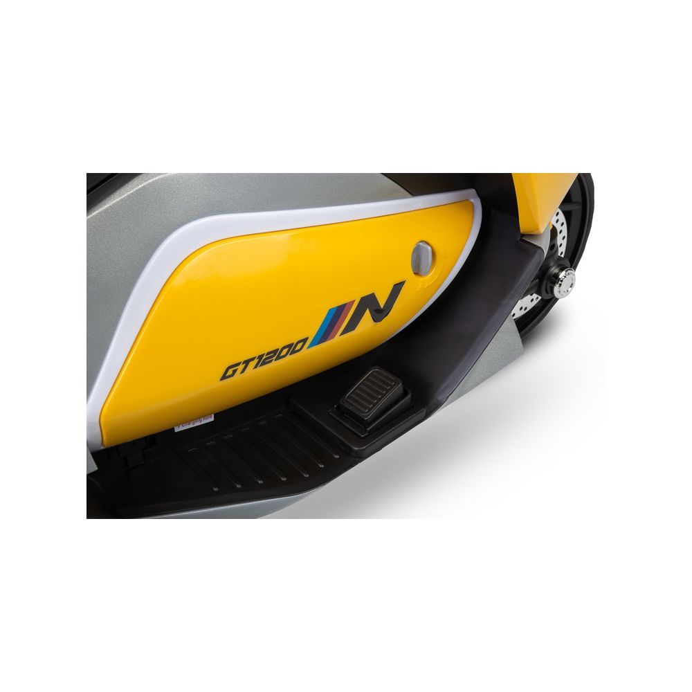 POJAZD AKUMULATOROWY NITRO YELLOW