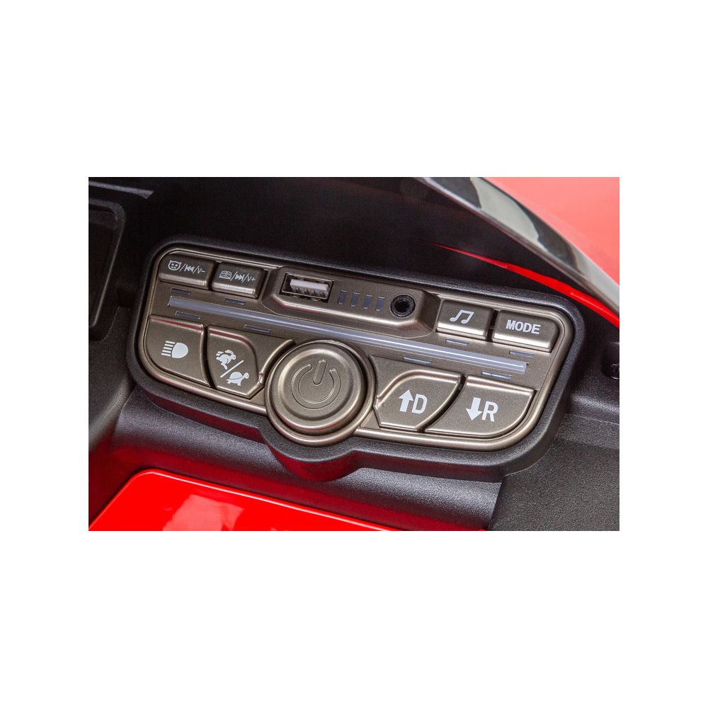 POJAZD AKUMULATOROWY MERCEDES-BENZ AMG CLE 53 RED