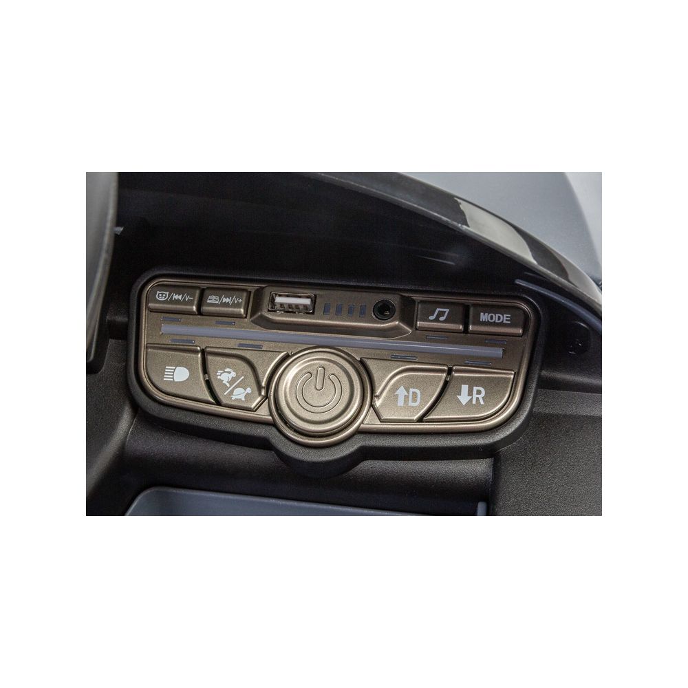 POJAZD AKUMULATOROWY MERCEDES-BENZ AMG CLE 53 GREY
