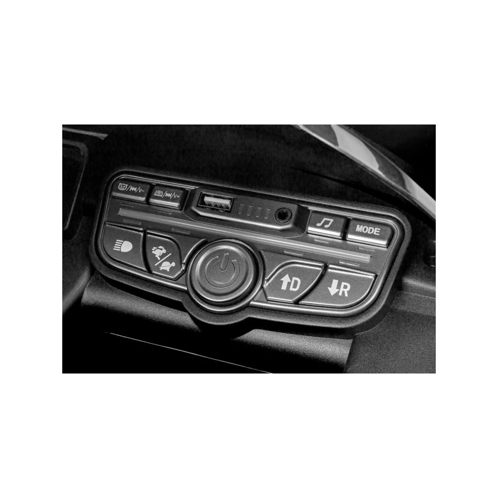 POJAZD AKUMULATOROWY MERCEDES-BENZ AMG CLE 53 BLACK