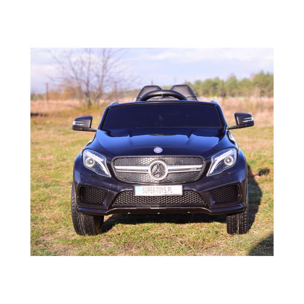 „MERCEDES AMG GLA 45“ – minkštos ratų pakabos, minkštos sėdynės, pilna komplektacija / HZB-188-1