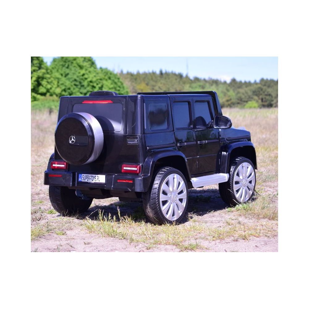 „MERCEDES G500“ SU AKUMULIATORIUMI – MINKŠTI „EVA“ RATAI, MINKŠTA SĖDYNĖ SU VISOMIS PAPILDOMOMIS FUNKCIJOMIS / JJ2077