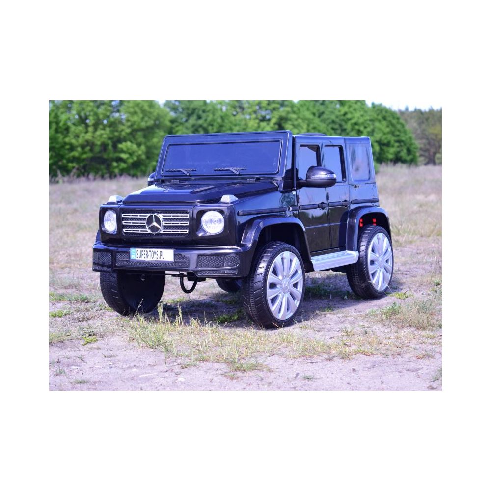 „MERCEDES G500“ SU AKUMULIATORIUMI – MINKŠTI „EVA“ RATAI, MINKŠTA SĖDYNĖ SU VISOMIS PAPILDOMOMIS FUNKCIJOMIS / JJ2077
