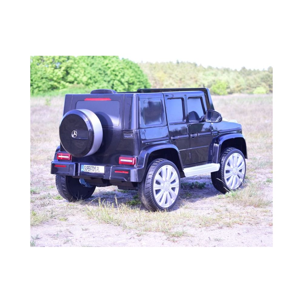 „MERCEDES G500“ SU AKUMULIATORIUMI – MINKŠTI „EVA“ RATAI, MINKŠTA SĖDYNĖ SU VISOMIS PAPILDOMOMIS FUNKCIJOMIS / JJ2077