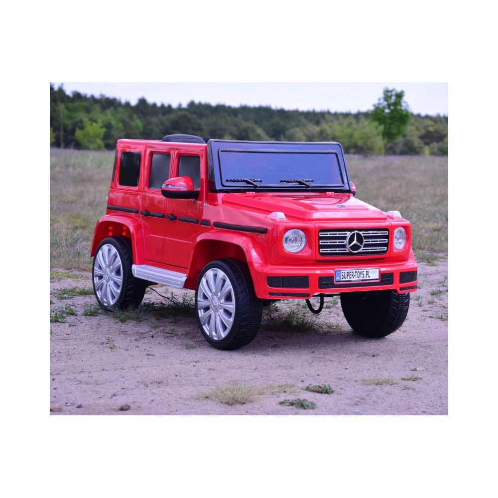 „MERCEDES G500“ SU AKUMULIATORIUMI, MINKŠTOS EVA RATAI, MINKŠTA SĖDYNĖ, LAKUOTAS, VISOS PAPILDOMOS FUNKCIJOS / JJ2077