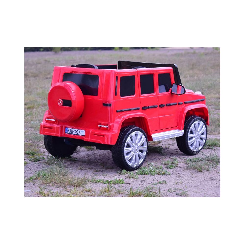 „MERCEDES G500“ SU AKUMULIATORIUMI, MINKŠTOS EVA RATAI, MINKŠTA SĖDYNĖ, LAKUOTAS, VISOS PAPILDOMOS FUNKCIJOS / JJ2077