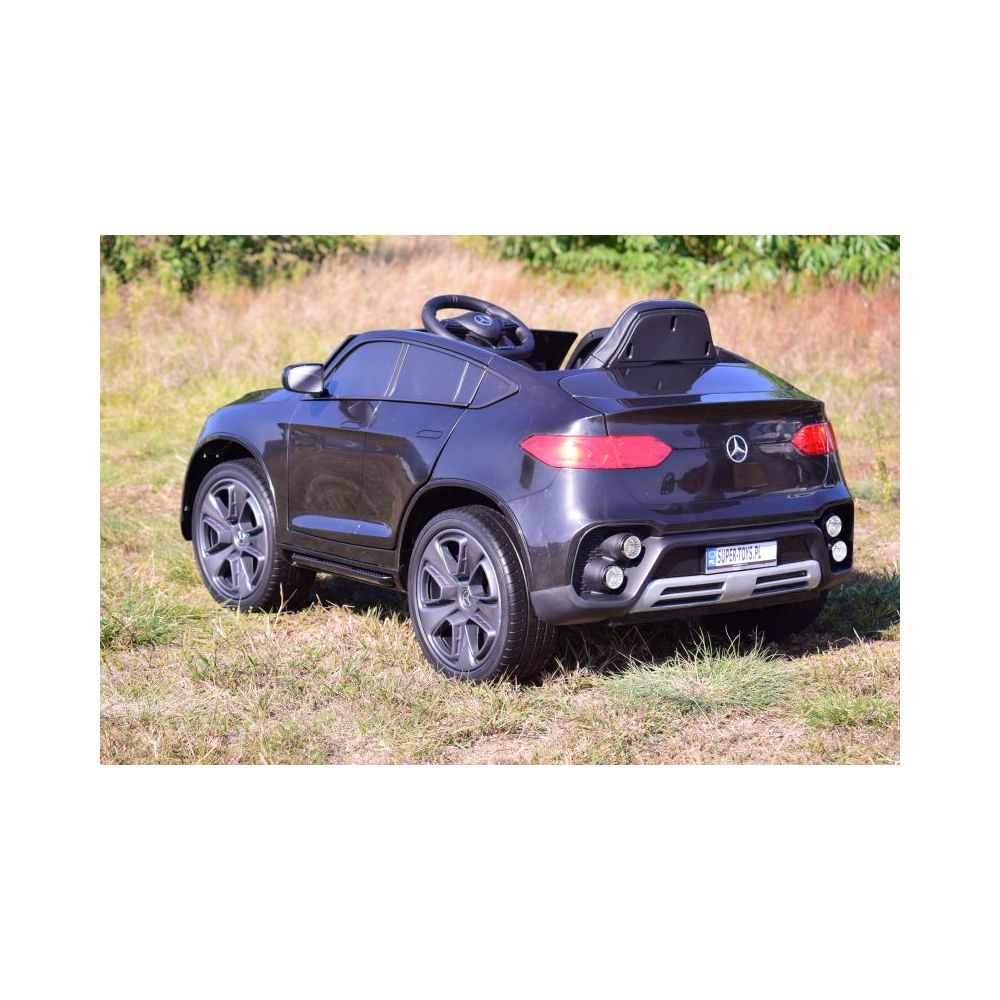 „MERCEDES GLC COUPE“, MINKŠTI „EVA“ RATAI, MINKŠTA SĖDYNĖ, VISOS PAPILDOMOS FUNKCIJOS/BBH0008