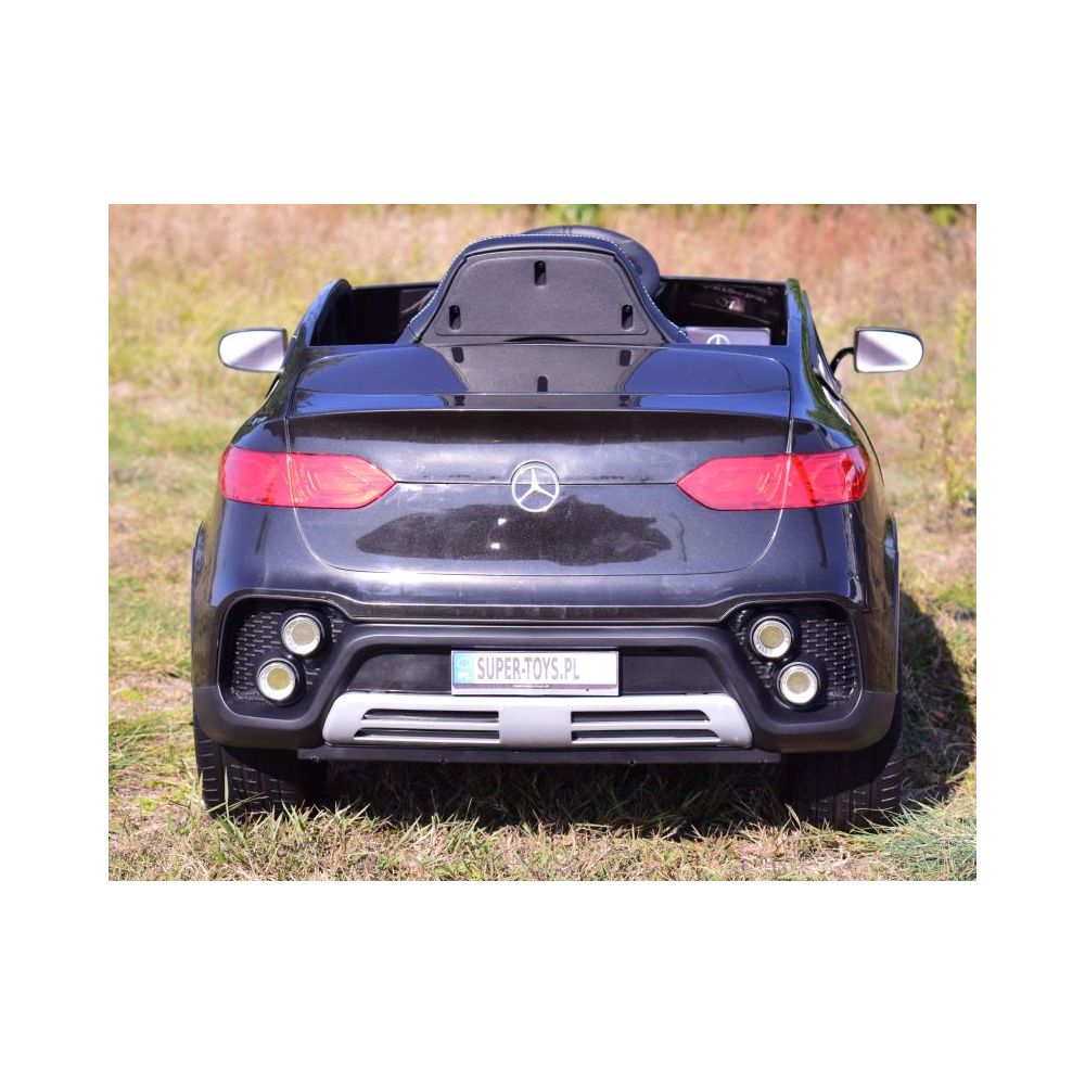 „MERCEDES GLC COUPE“, MINKŠTI „EVA“ RATAI, MINKŠTA SĖDYNĖ, VISOS PAPILDOMOS FUNKCIJOS/BBH0008