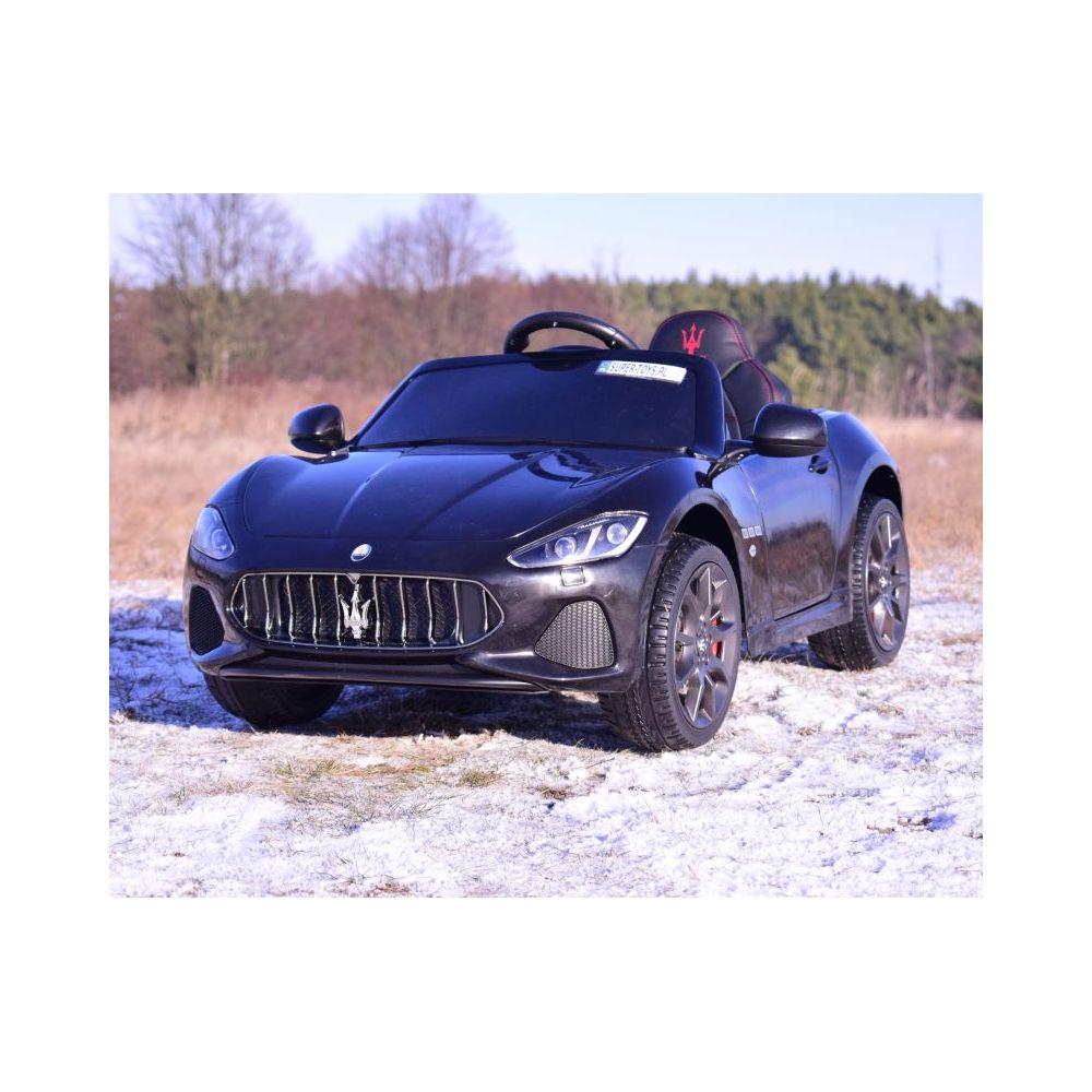 MASERATI GRANCABRIO MY18 su amortizatoriais, nuotolinio valdymo pultu, valdymo skydeliu, FM radiju, „Bluetooth“ / S302
