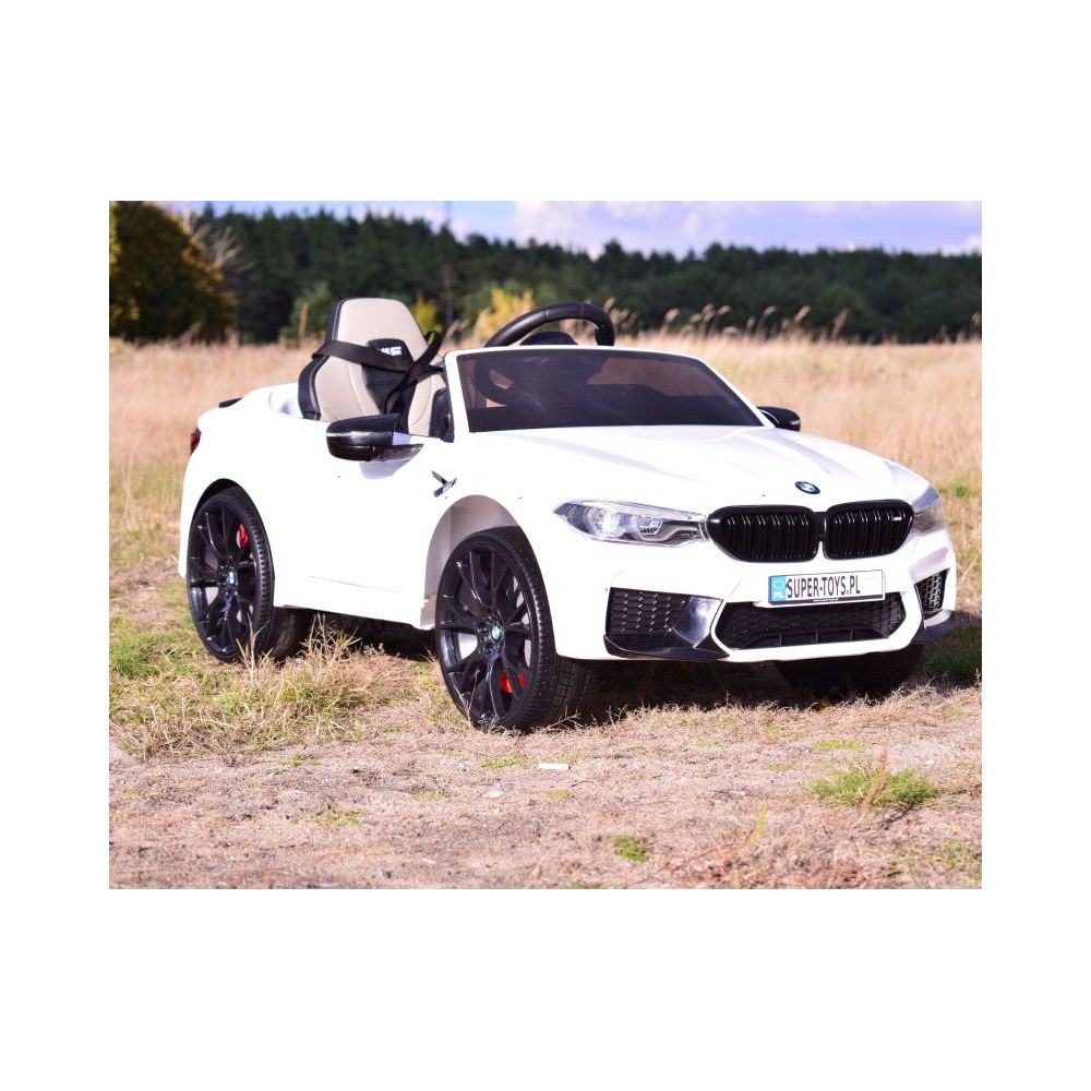 ORYGINALNE BMW M5 24V Z FUNKCJĄ DRIFTU - MIĘKKIE KOŁA, MIĘKKIE SIEDZENIE /SX2118