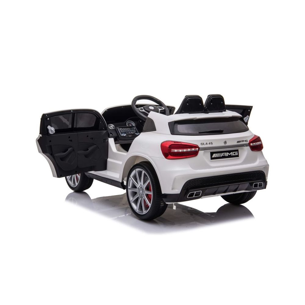 „MERCEDES AMG GLA 45“ – MINKŠTI RATAI, MINKŠTA SĖDYNĖ, ORO KONDICIONAVIMAS, FM RADIJAS – VISAS KOMPLEKTAS/HZB-188