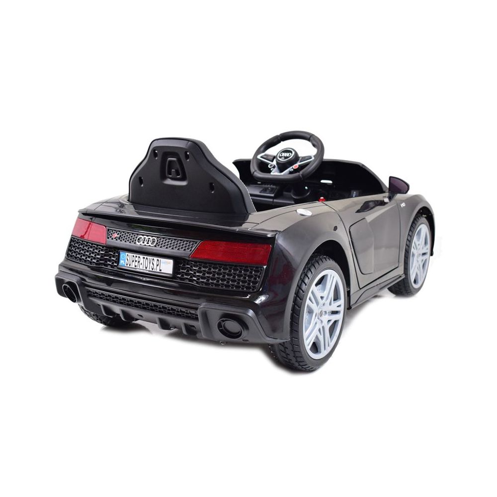„Audi R8 Spyder“ su akumuliatoriumi – „Super“ versija / A300