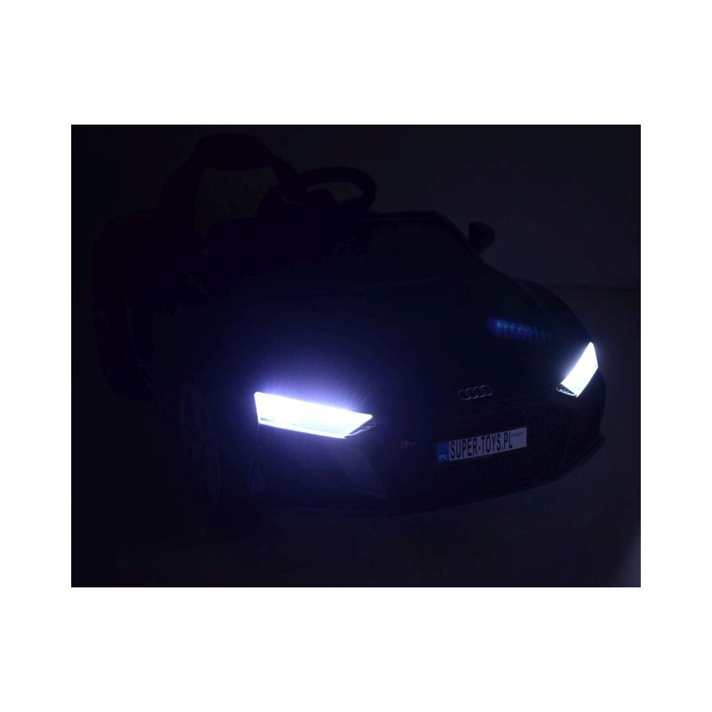 AUDI R8 SPYDER NA AKUMULATOR SUPER WERSJA/A300