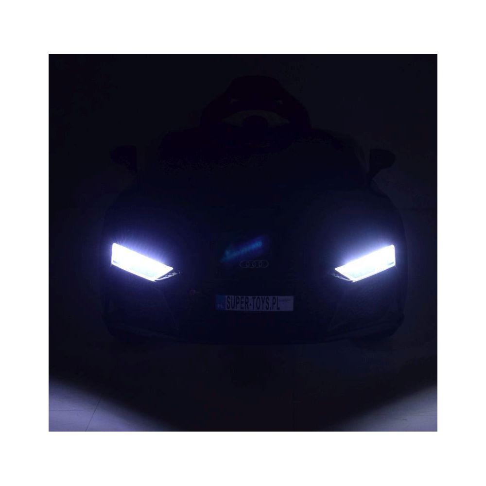 AUDI R8 SPYDER NA AKUMULATOR SUPER WERSJA/A300