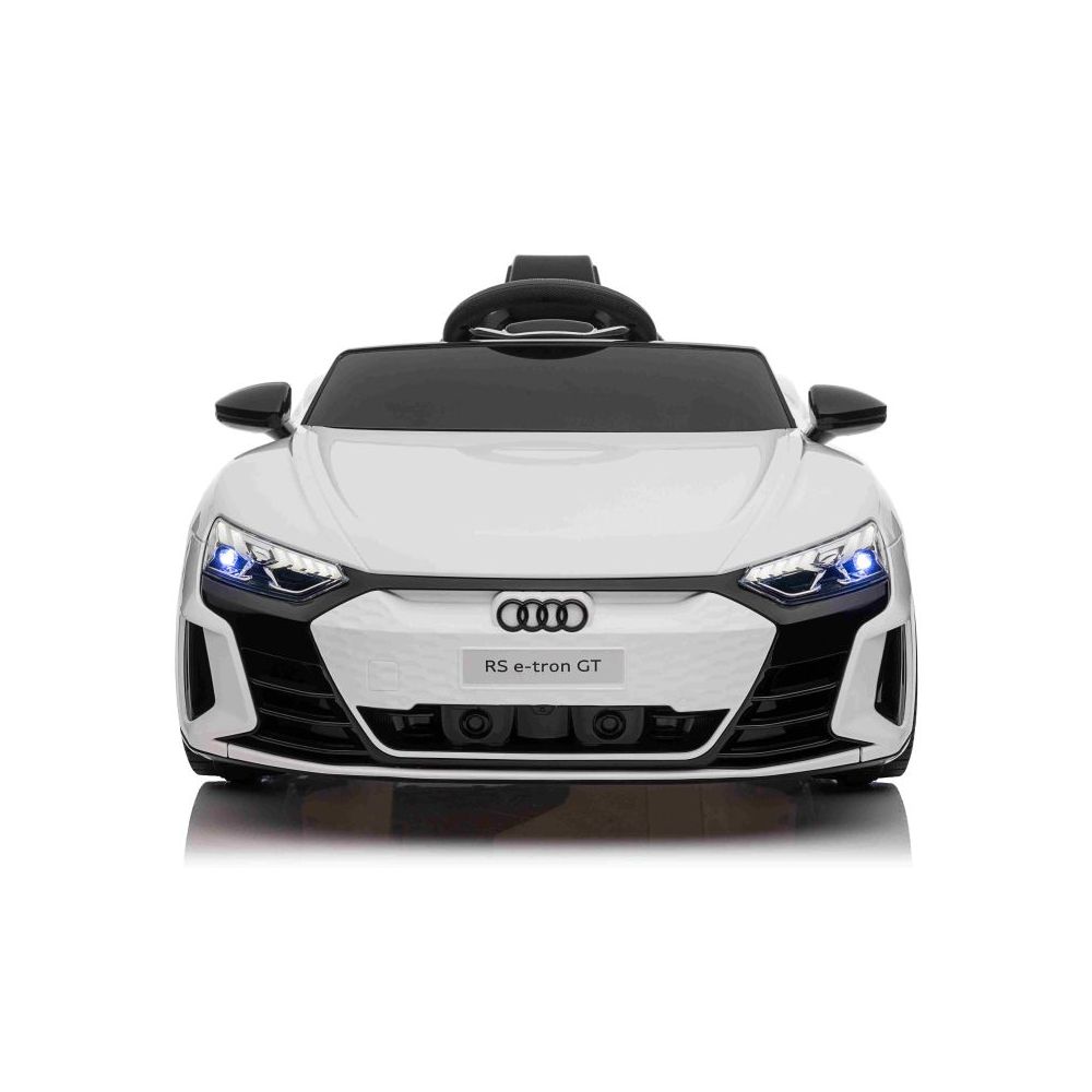 „Audi RS E-TRON GT“ elektromobilis, minkštos ratų padangos, minkšta sėdynė, puiki kokybė / QLS6888