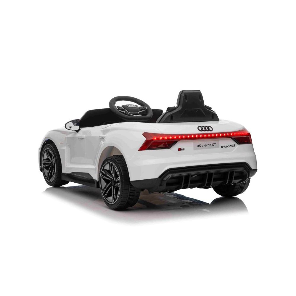 AUTO NA AKUMULATOR AUDI RS E-TRON GT , MIĘKKIE KOŁA, MIEKKIE SIEDZENIE, SUPER JAKOSĆ/QLS6888