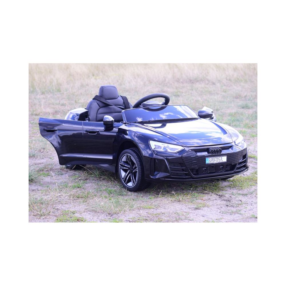 AUTO NA AKUMULATOR AUDI RS E-TRON GT , MIĘKKIE KOŁA, MIEKKIE SIEDZENIE, SUPER JAKOSĆ/QLS6888