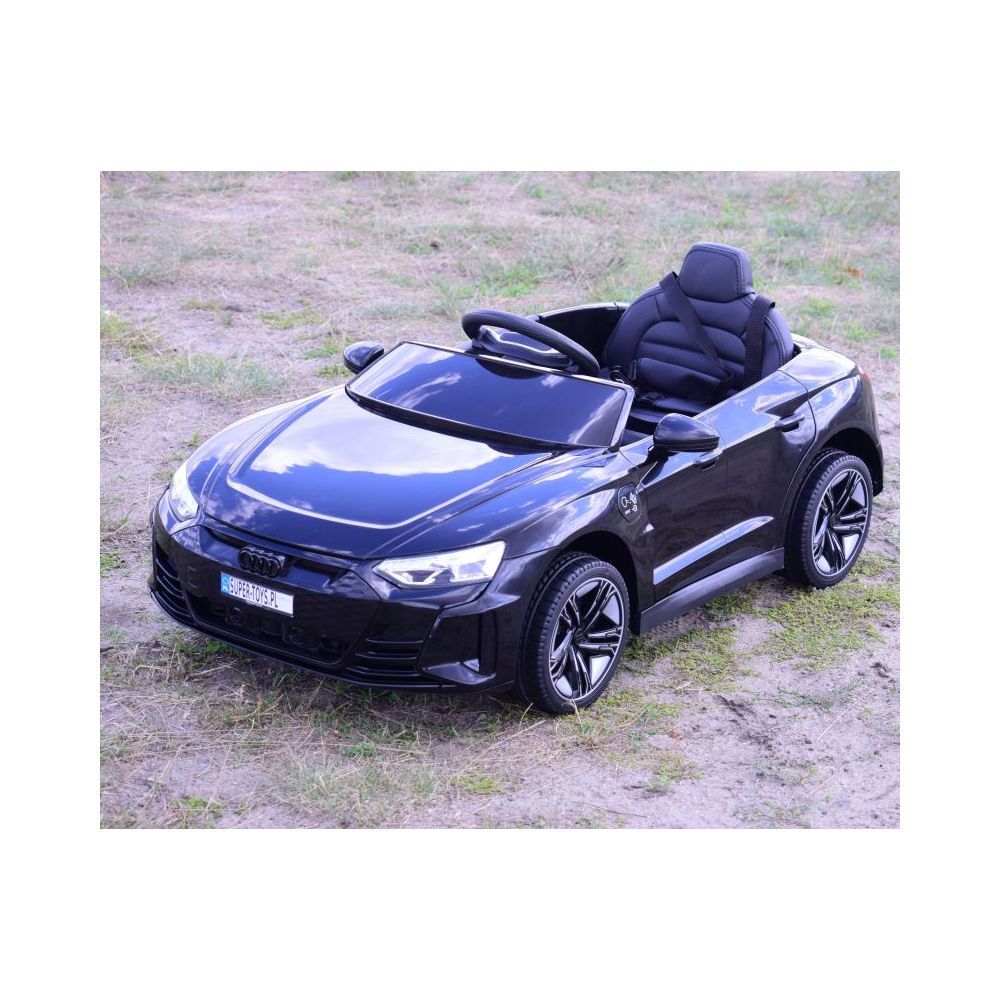 AUTO NA AKUMULATOR AUDI RS E-TRON GT , MIĘKKIE KOŁA, MIEKKIE SIEDZENIE, SUPER JAKOSĆ/QLS6888