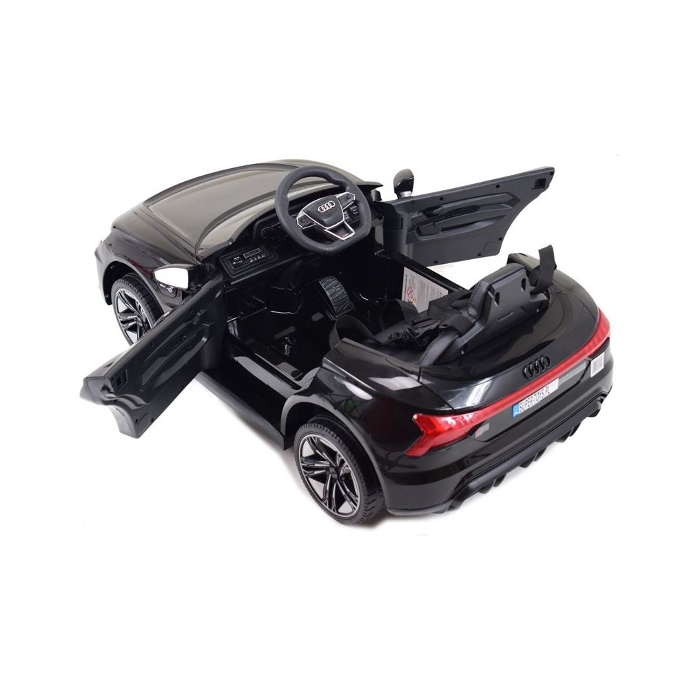 „Audi RS E-TRON GT“ elektromobilis, minkštos ratų padangos, minkšta sėdynė, puiki kokybė / QLS6888
