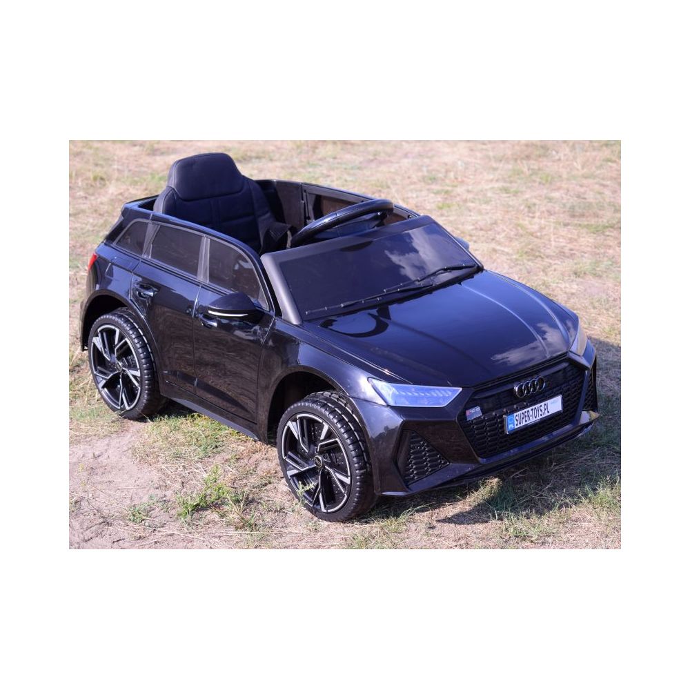 ORIGINALUS „AUDI“ RS 6 ELECTRIC SU VISU KOMPLEKTU / BRD-2118