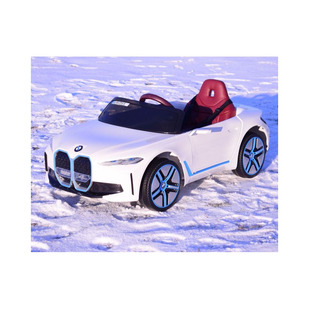 „BMW i4“ su akumuliatoriumi, pilna versija su lagaminu/JE1009