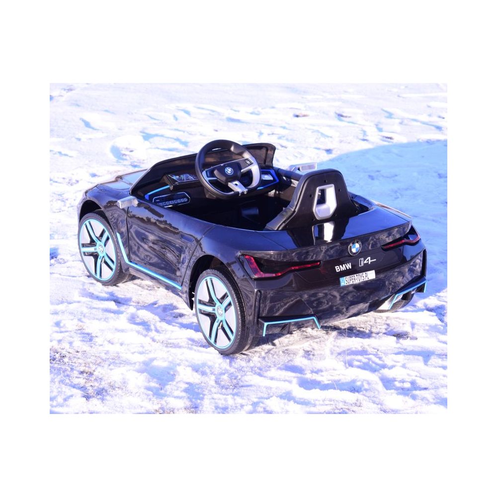 „BMW i4“ su akumuliatoriumi, pilna versija su lagaminu/JE1009