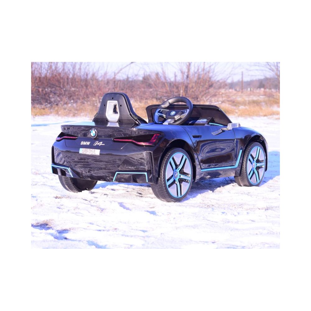 „BMW i4“ su akumuliatoriumi, pilna versija su lagaminu/JE1009