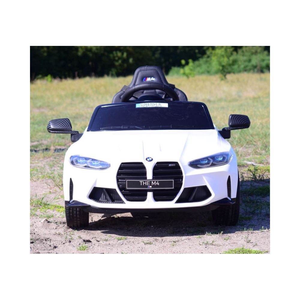 ORIGINALUS „BMW M4“, MINKŠTI RATAI, MINKŠTA SĖDYNĖ, VISOS PAPILDOMOS FUNKCIJOS / SX2418