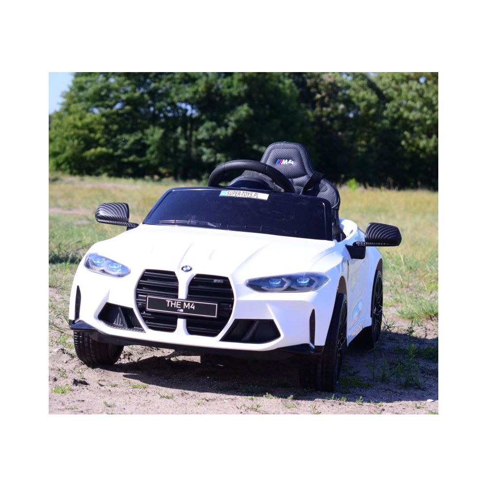 ORIGINALUS „BMW M4“, MINKŠTI RATAI, MINKŠTA SĖDYNĖ, VISOS PAPILDOMOS FUNKCIJOS / SX2418