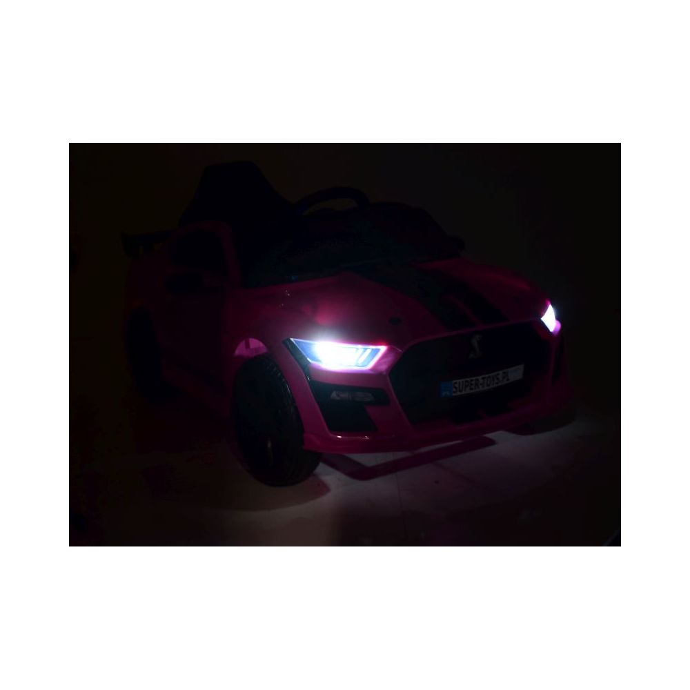 „FORD MUSTANG SHELBY GT500“ su akumuliatoriumi, minkštais ratais ir minkšta sėdyne / CH9969