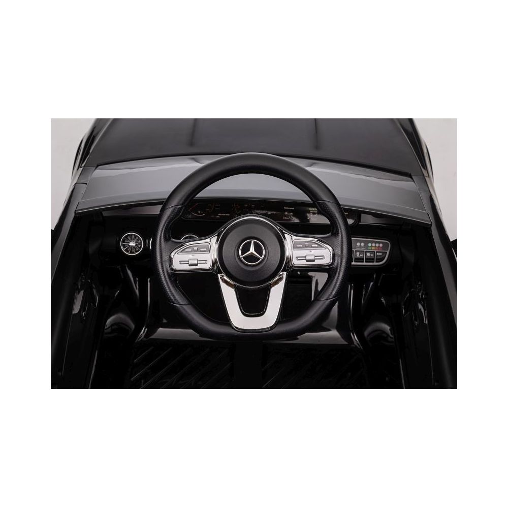 „MERCEDES“ SU AKUMULIATORIUMI CLA 45 – VISIŠKA KOMPLIKACIJA/XMX628