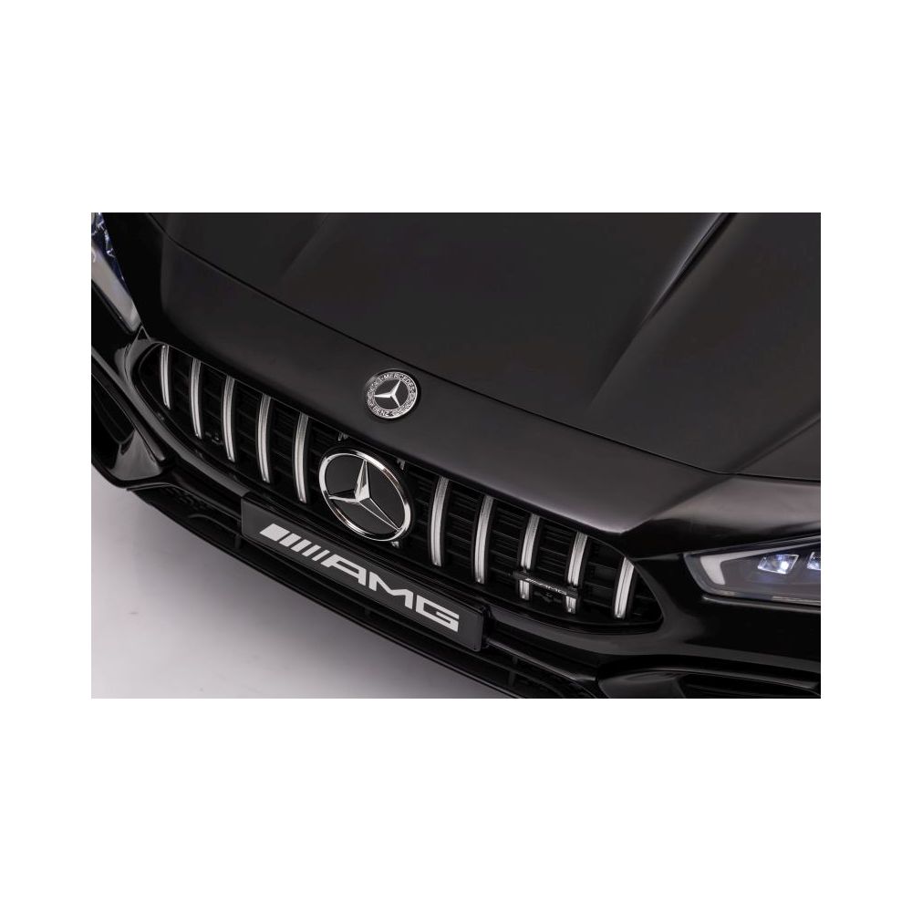 „MERCEDES“ SU AKUMULIATORIUMI CLA 45 – VISIŠKA KOMPLIKACIJA/XMX628