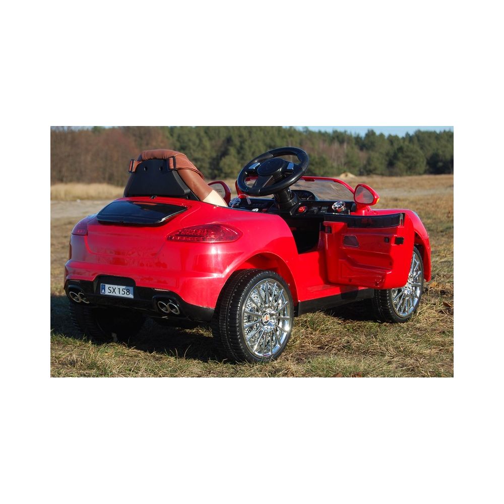 AUTO ROADSTER EXCLUSIVE Z ŚWIECĄCYMI KOŁAMI/SX158