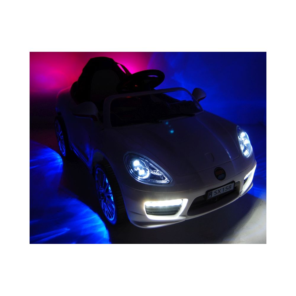 AUTO ROADSTER EXCLUSIVE Z ŚWIECĄCYMI KOŁAMI/SX158