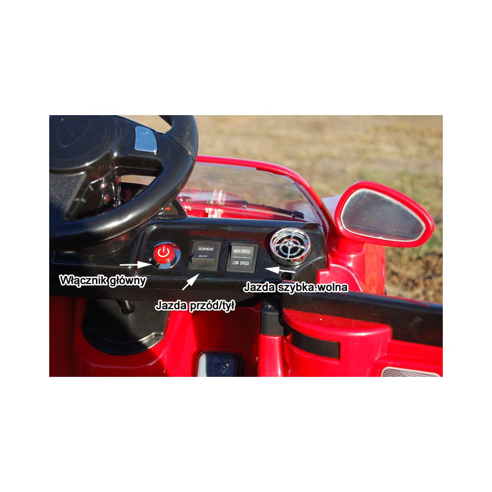 AUTO ROADSTER EXCLUSIVE Z ŚWIECĄCYMI KOŁAMI/SX158