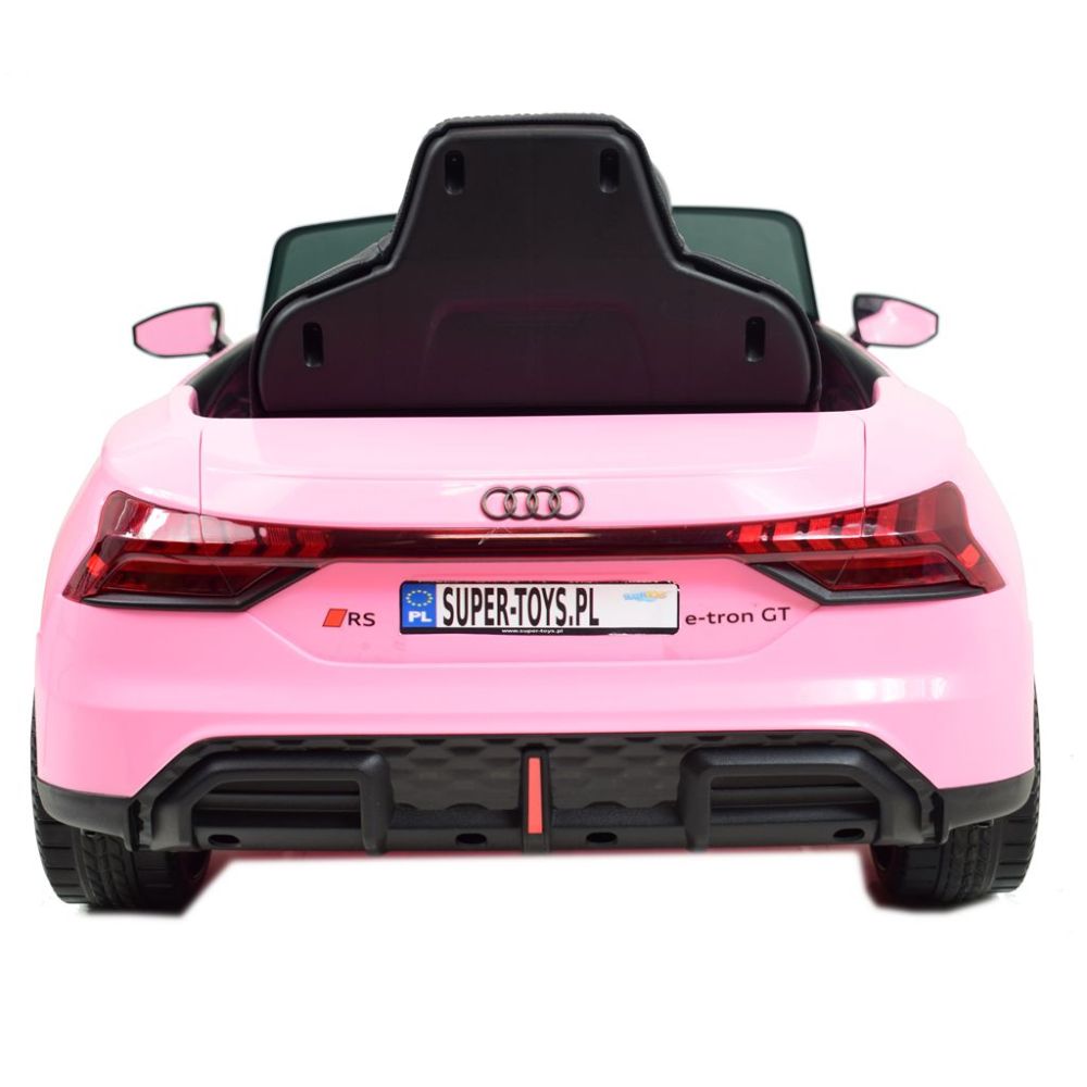 „Audi RS e-tron GT“ su akumuliatoriumi – geriausia versija/TR2505