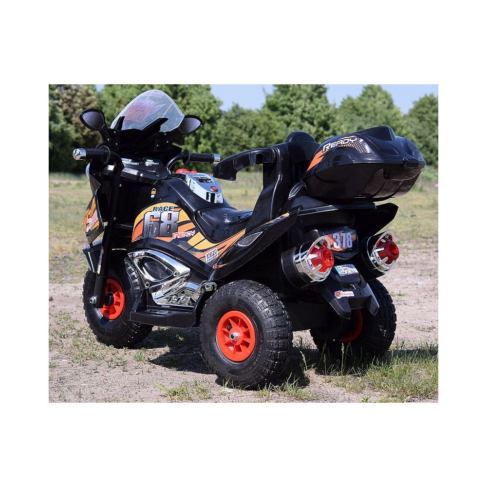 MEGA MOTOR 4 BIEGI,2 SILNIKI STRONG 2,OPARCIE, POMPOWANE KOŁA/ PB-378