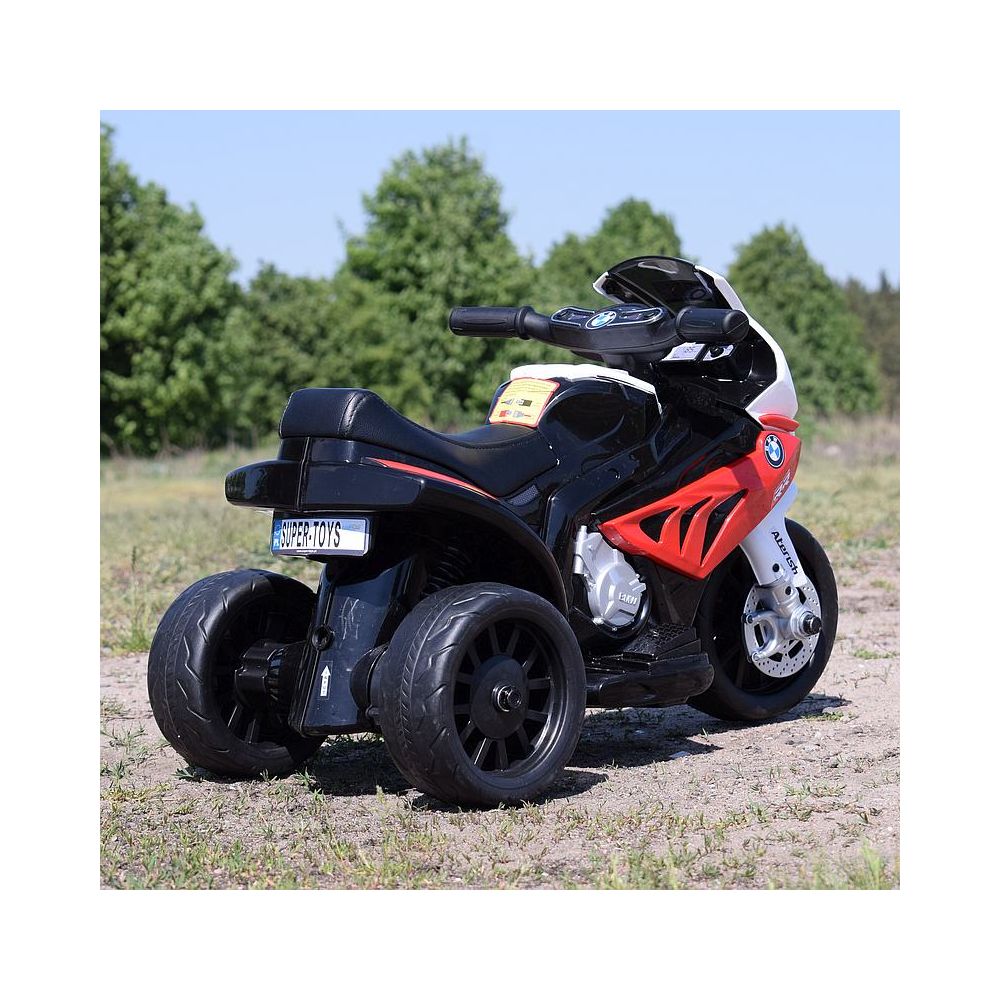 MOTOREK TRZYKOŁOWY NA LICENCJI BMW S1000R/JT5188