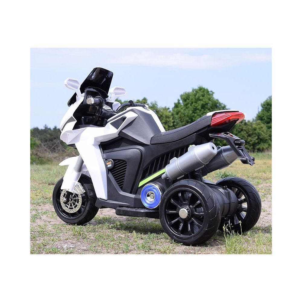 DIDELIS MOTOCIKLAS SU IŠMETIMO GARSO SIMULIACIJA, MINKŠTI RATAI STRONG 2 EXCLUSIVE/6288A