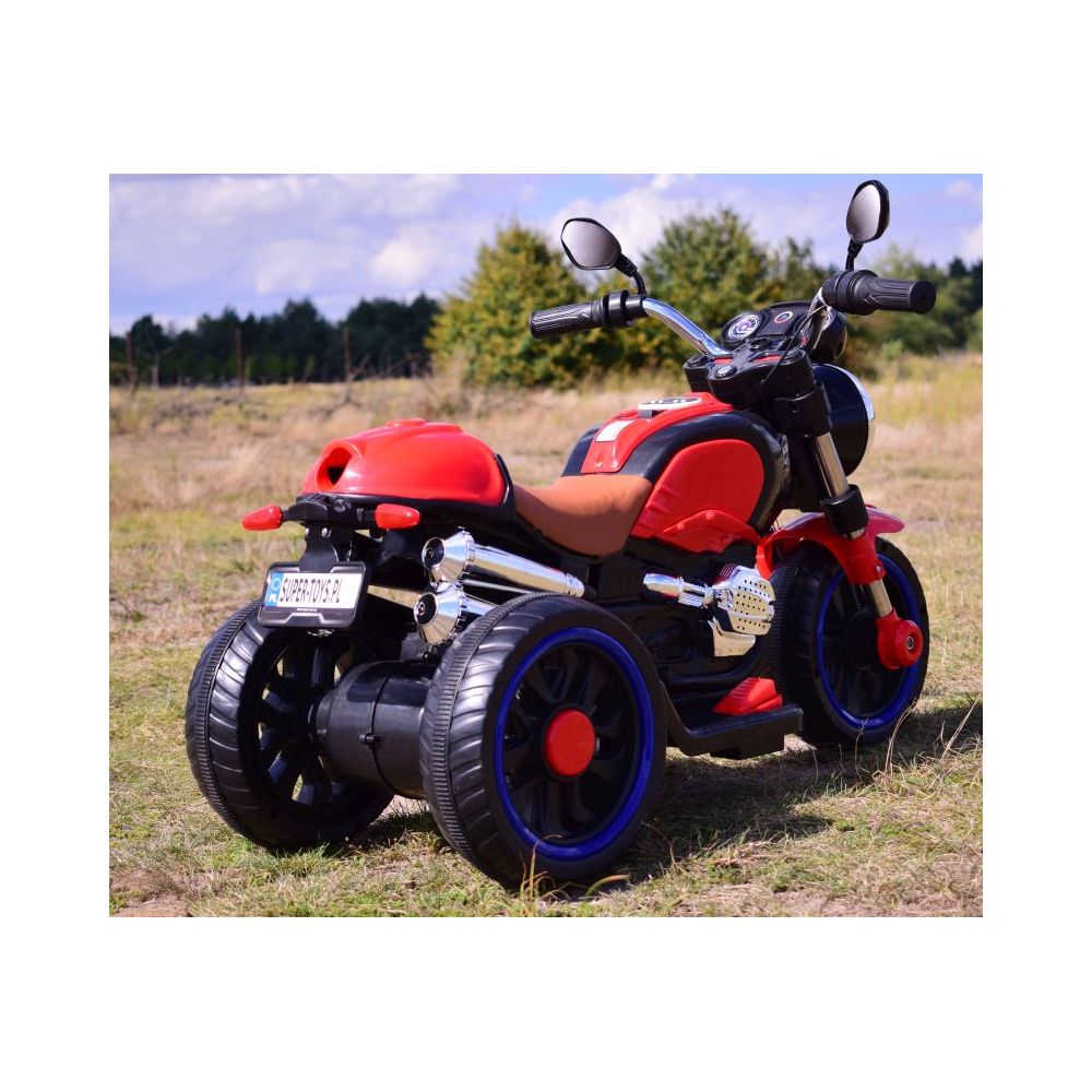 MOTOR 3 KOŁOWY KS - 2 SILNIKI, ŚWIECĄCE KOŁA, MIĘKKIE SIEDZENIE, GAZ W MANETCE/5189
